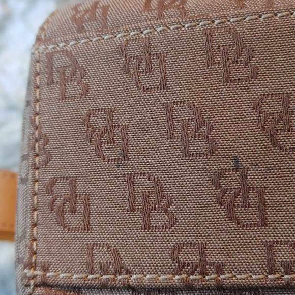 Coach Bag - Picture 6 of 7